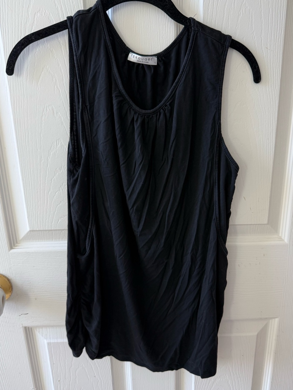 Ekouaer Black Maternity Nursing Tank Top Size L